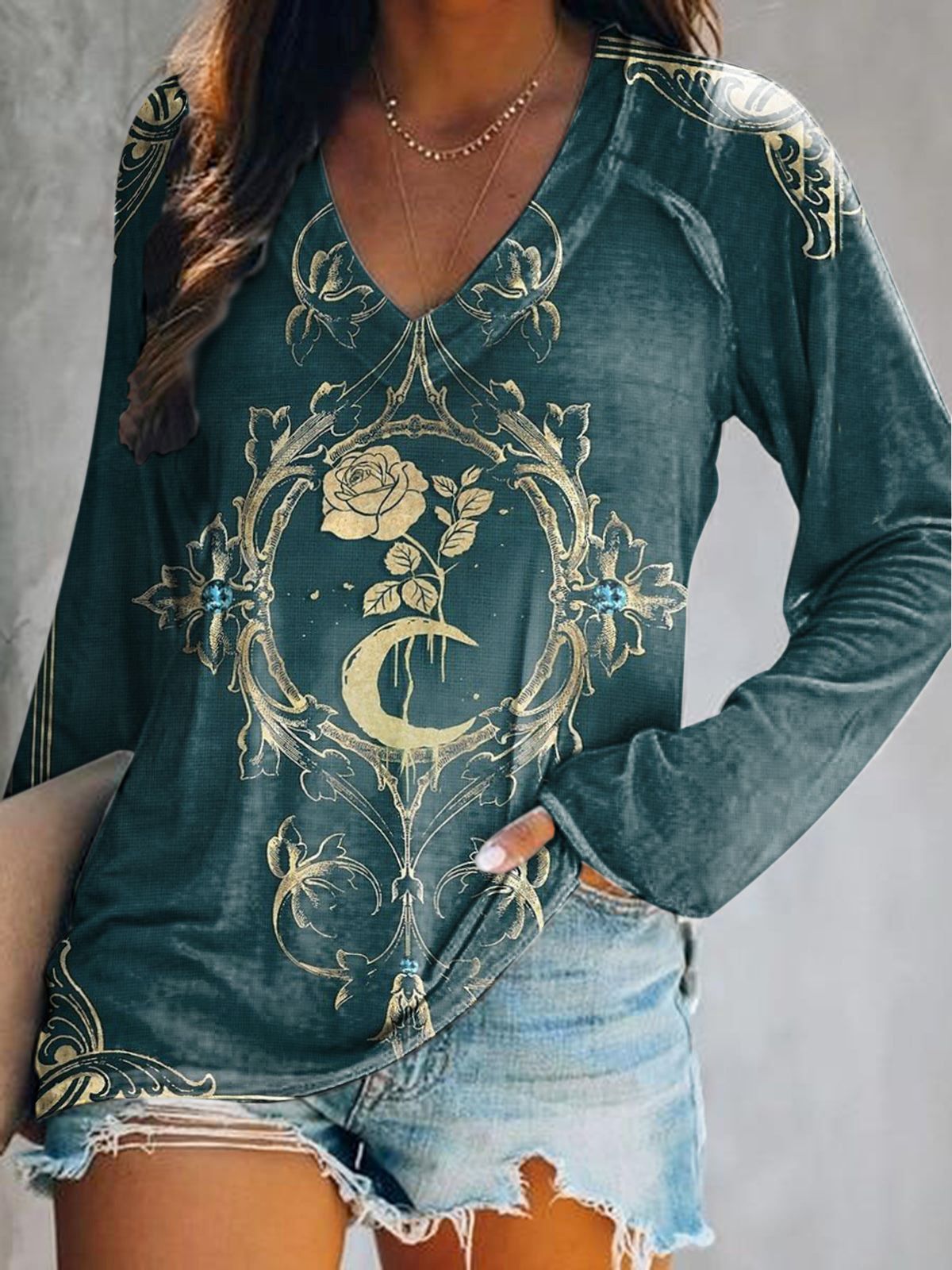Women's Floral Art Print V-Neck Long Sleeve Top